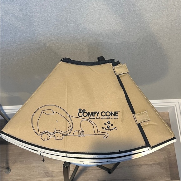 Tan Dog Collar - Picture 1 of 3